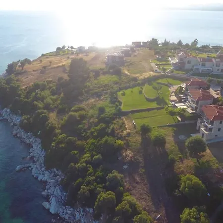 Villa Giardino - Panoramic View, Bbq, Garden